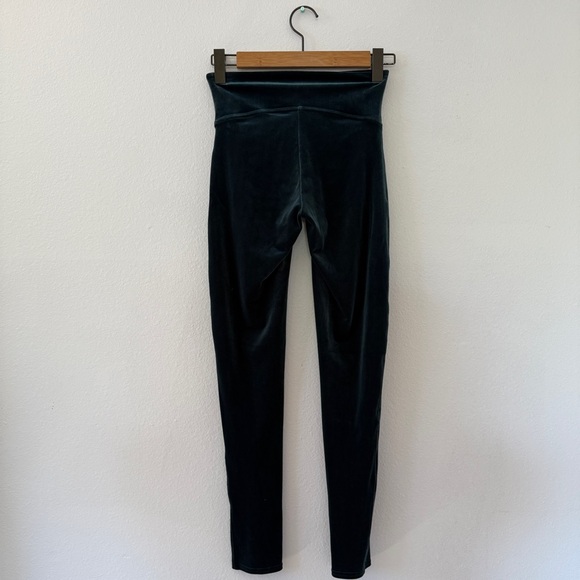 SPANX Emerald Green Velvet High-Waisted Leggings - Picture 3 of 5